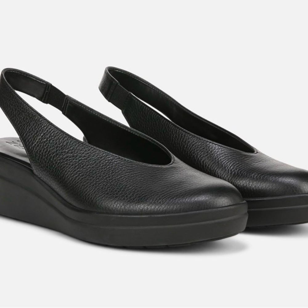 Naturalizer Sutton Black Leather Slingback Wedges Size  7